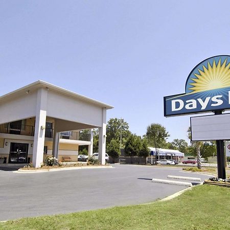 Days Inn Cheraw ภายนอก รูปภาพ